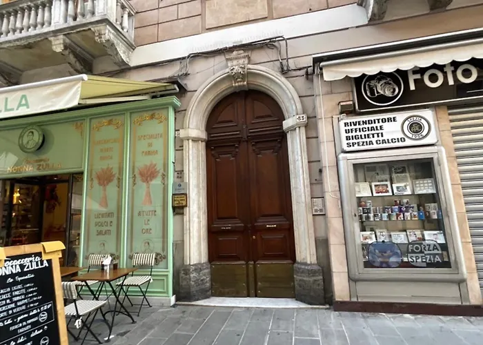 Terrazza Cavour لا سبيتسْيا